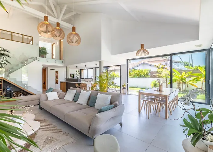 Villa Del Sol - Contemporaine Avec Piscine - Un Ecrin De Detente Au Pays Basque Anglet